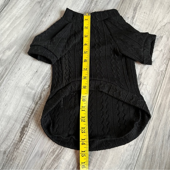 Dog / Cat Cozy Knitted Sweater  – Soft & Warm Winter Pullover - Black - small - Picture 4 of 6